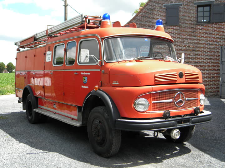 Mercedes LAF 1113 4x4 (ex-pompiers) — 7784 Bas-Warneton